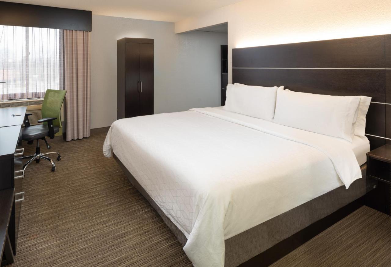 Holiday Inn Express Rochester - Greece By Ihg Exterior foto