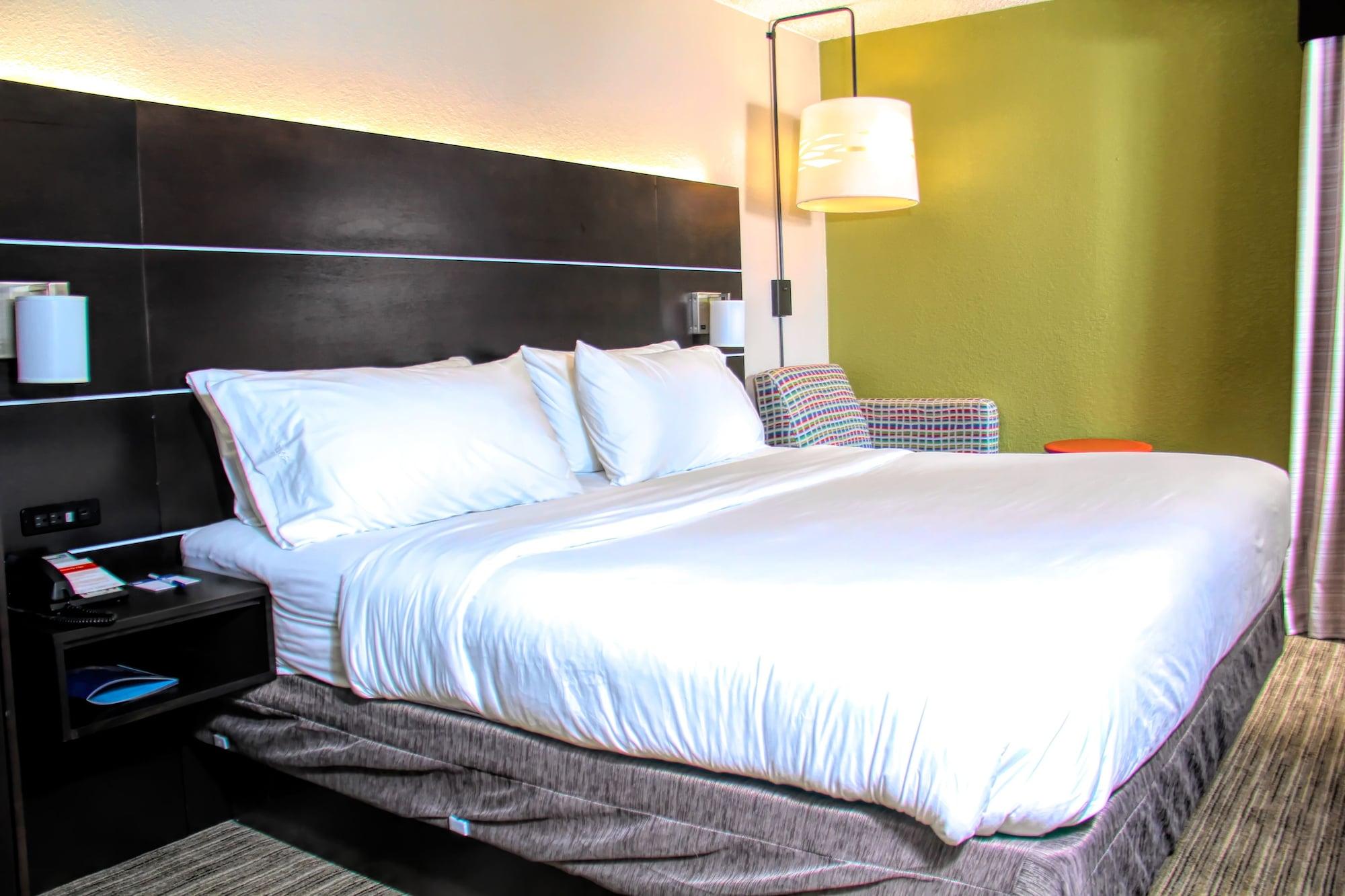 Holiday Inn Express Rochester - Greece By Ihg Exterior foto